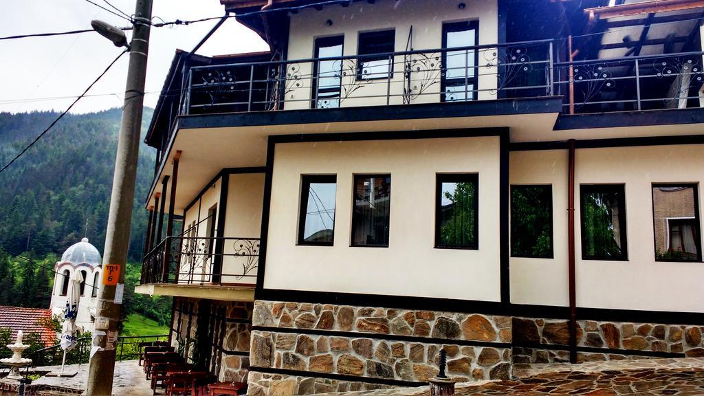 Family Hotel Valchanovata Kashta Fotinovo Εξωτερικό φωτογραφία