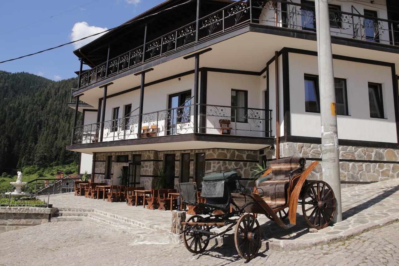 Family Hotel Valchanovata Kashta Fotinovo Εξωτερικό φωτογραφία